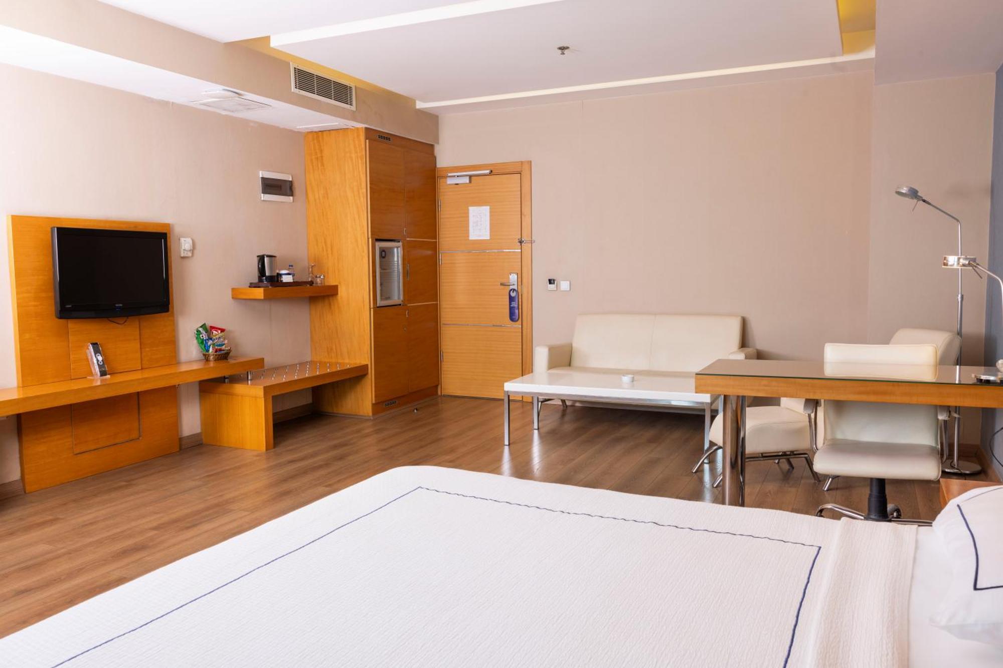 Anemon Kent Cigli Otel Esmirna Exterior foto