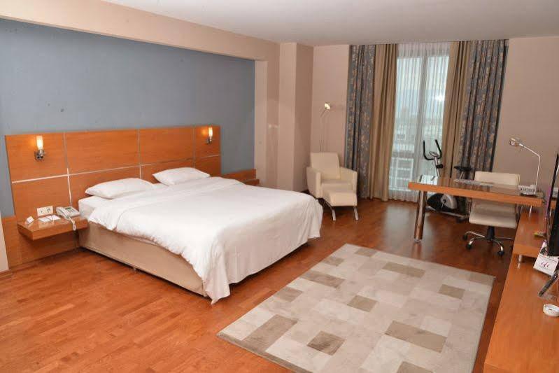Anemon Kent Cigli Otel Esmirna Exterior foto